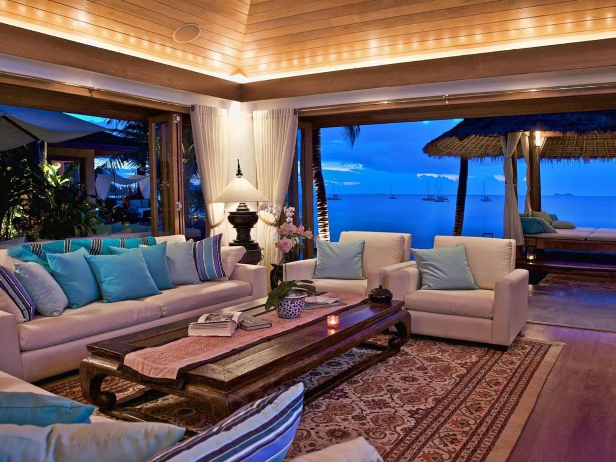 Upni Duniya - Luxury, Beachfront 9-Suites Villa バンラック・ビーチ エクステリア 写真