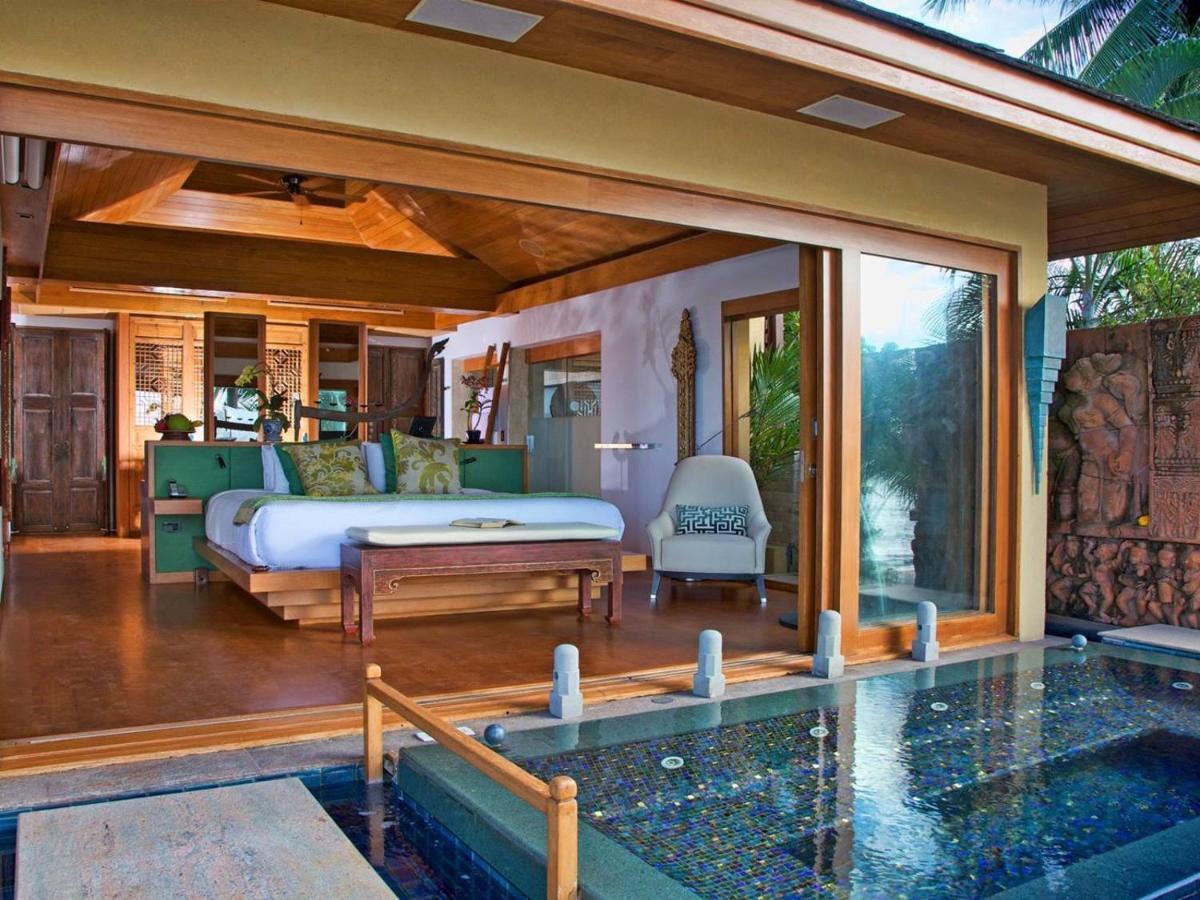 Upni Duniya - Luxury, Beachfront 9-Suites Villa バンラック・ビーチ エクステリア 写真