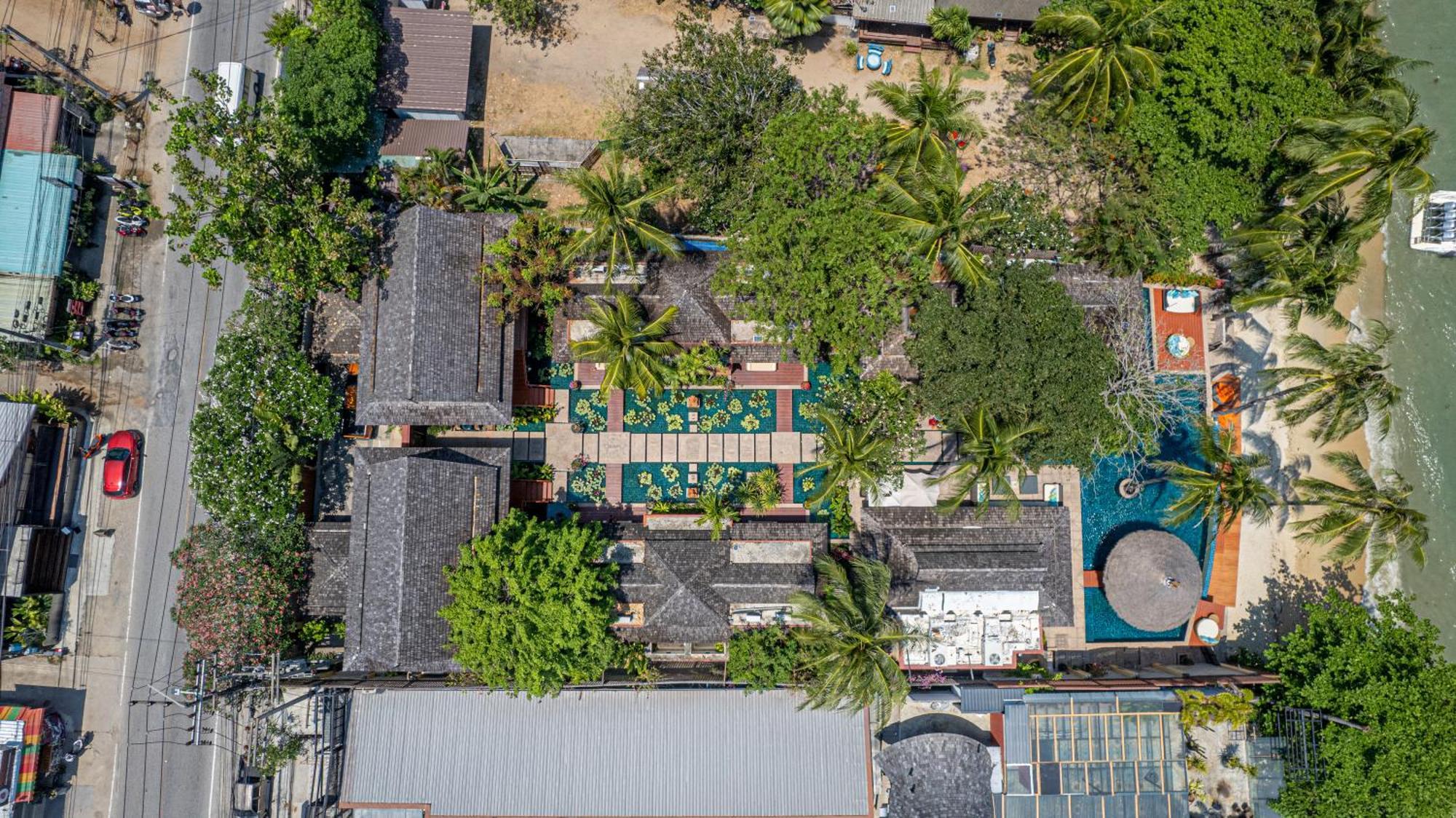 Upni Duniya - Luxury, Beachfront 9-Suites Villa バンラック・ビーチ エクステリア 写真
